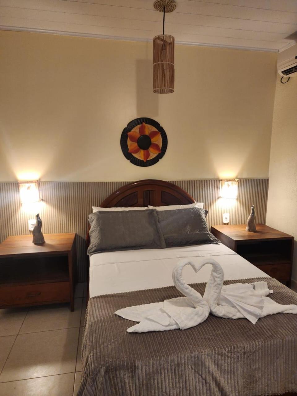 Pousada E Restaurante O Portuga São Miguel dos Milagres Extérieur photo